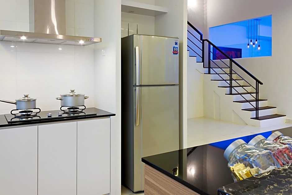 New Luxury Shamrock Beach Villas Seaview