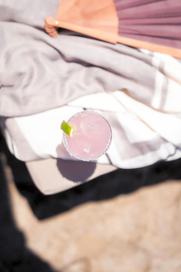 Batis Aero Beachfront Wellbeing Hotel