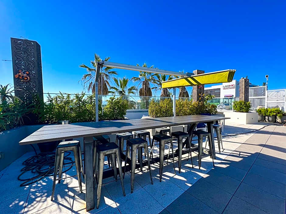 Downtown Los Angeles Skyline balcony view Modern Penthouse