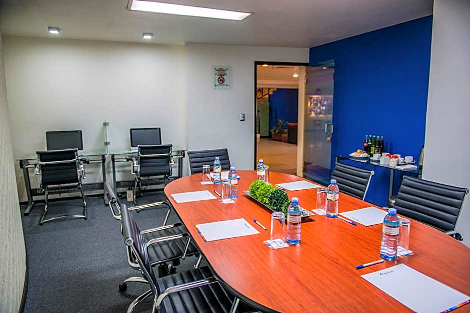 Aranzazu Plaza Kristal Aguascalientes