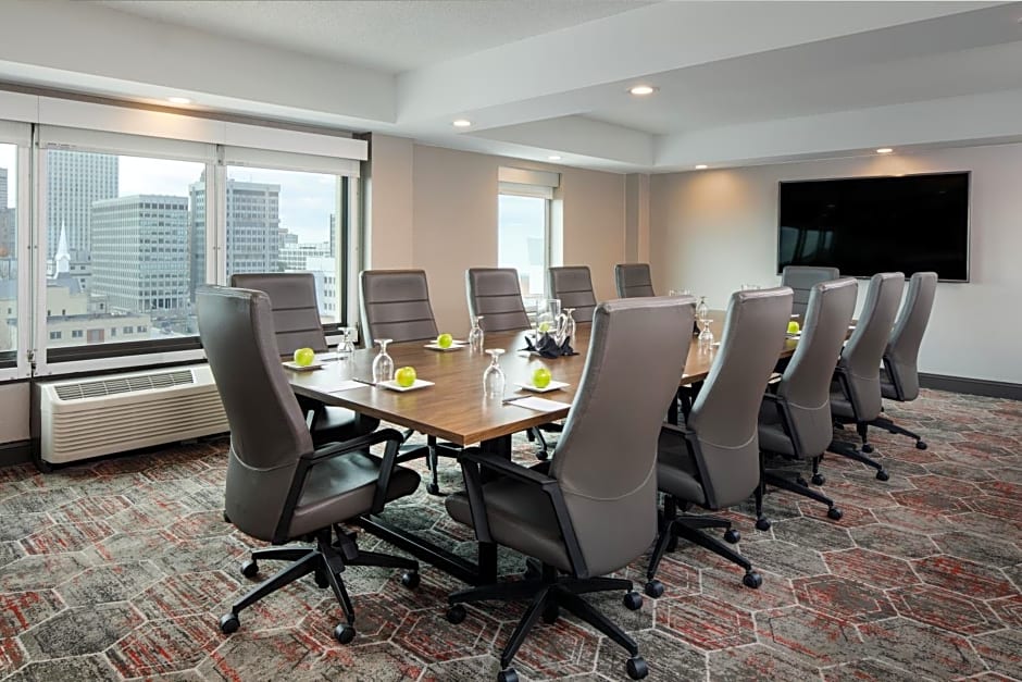 Crowne Plaza Memphis Downtown By IHG