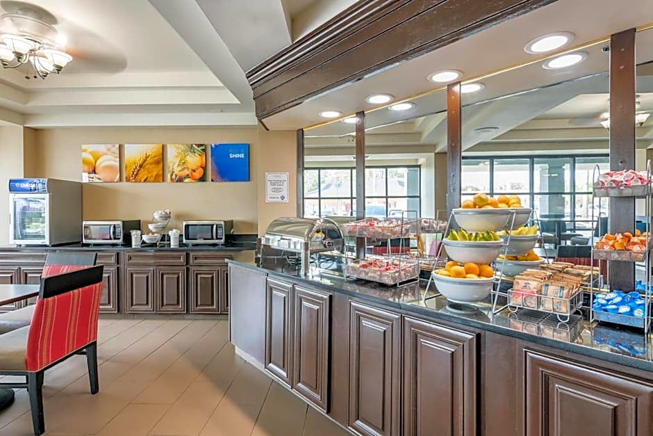 Comfort Suites Baymeadows Near Butler Blvd