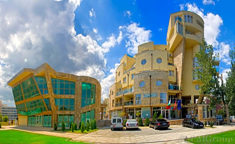Viva Apartments