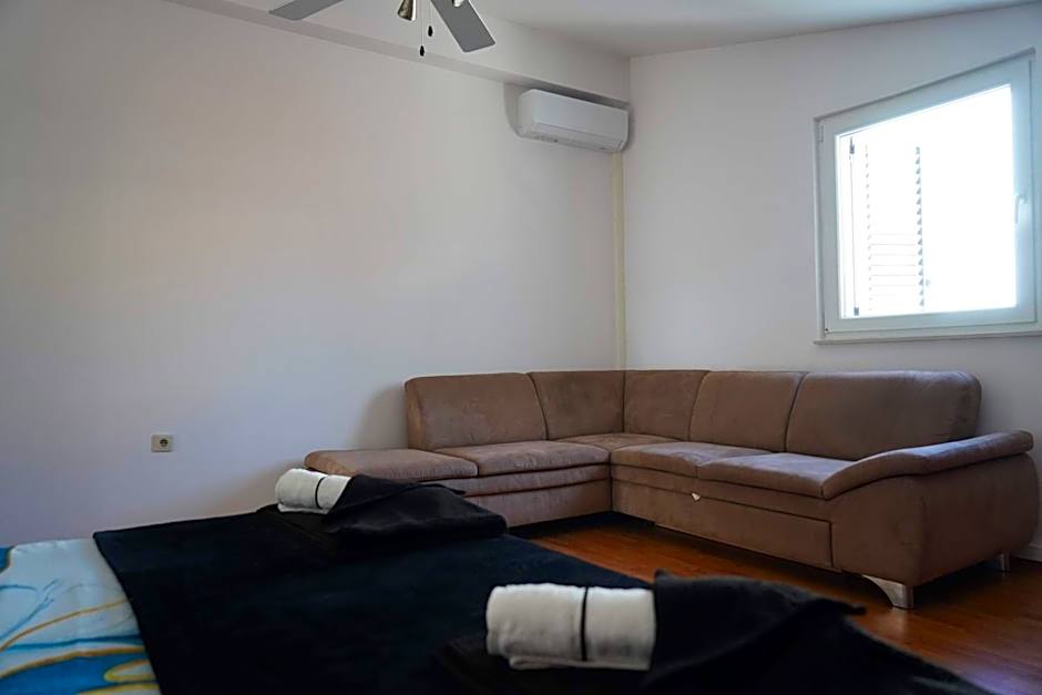 Apartments Proxima