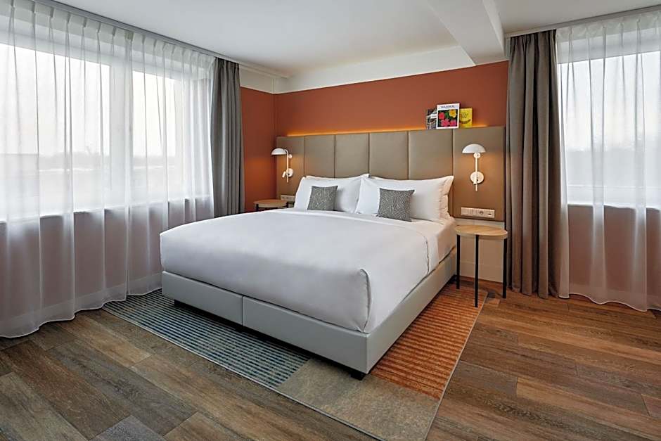 the Deutz, a Tribute Portfolio Hotel