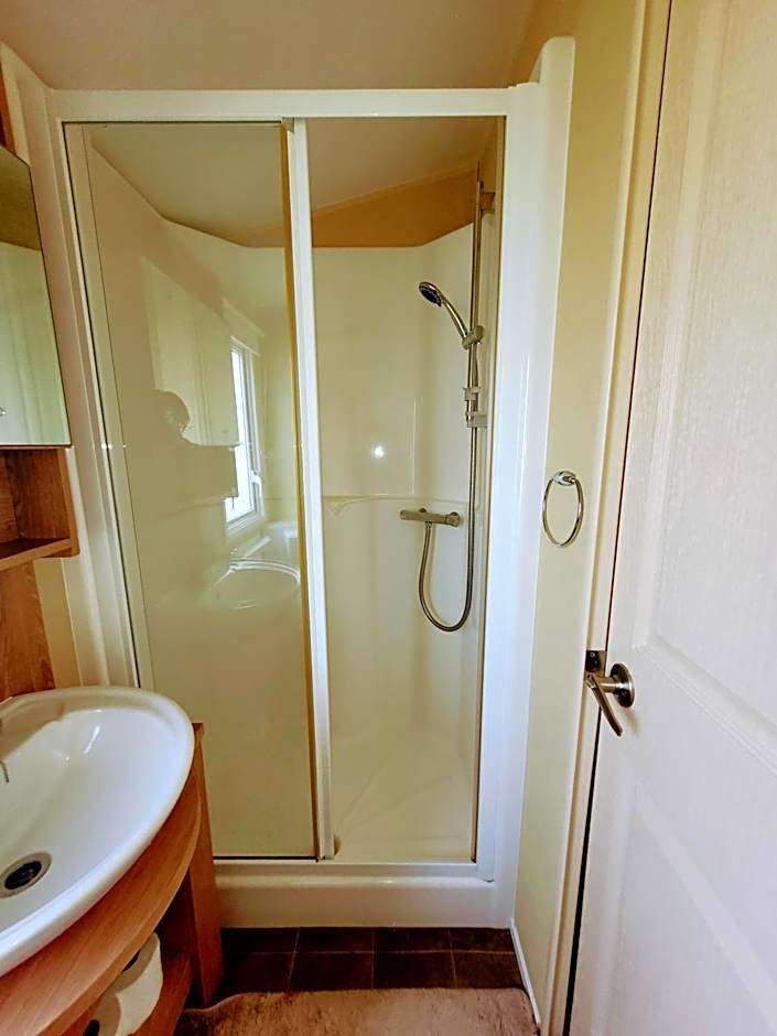 Lyons Robin Hood Holiday Park, The Shamrock Way