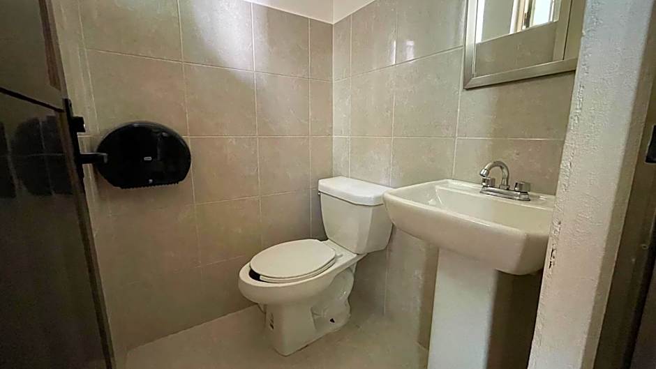 La Luz Hostal Cancun – Cancun, TX