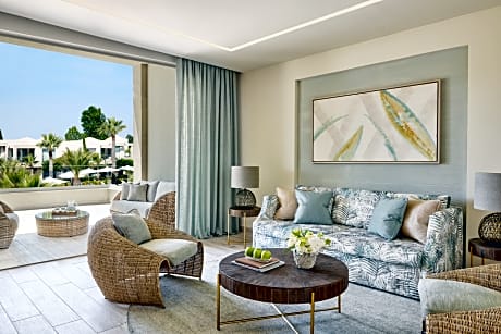 One Bedroom Grand Balcony Garden View