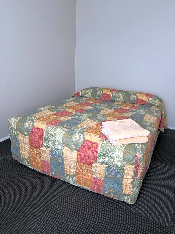 Broken Hill Tourist Lodge