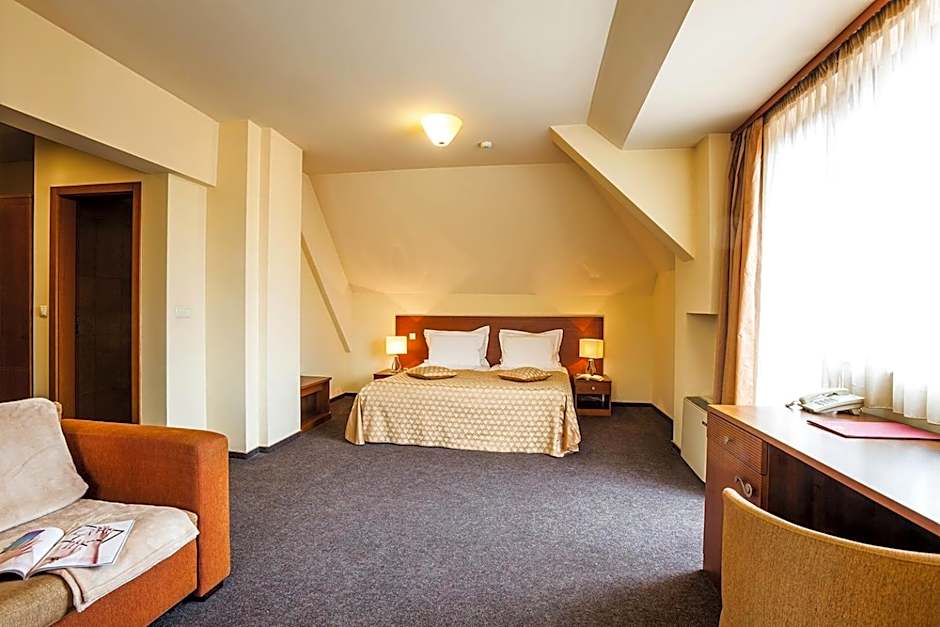 Sofia Place Hotel by HMG