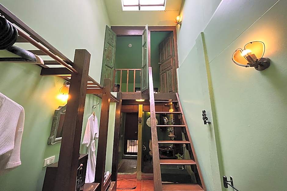 Old Capital Bike Inn - SHA Certified