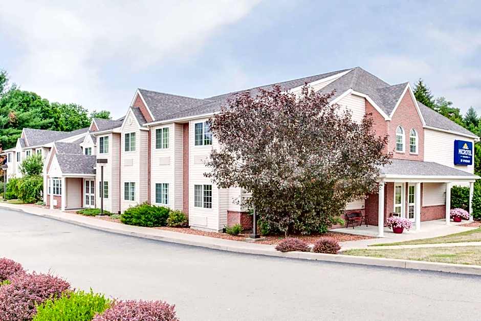 Microtel Inn & Suites by Wyndham Olean/Allegany