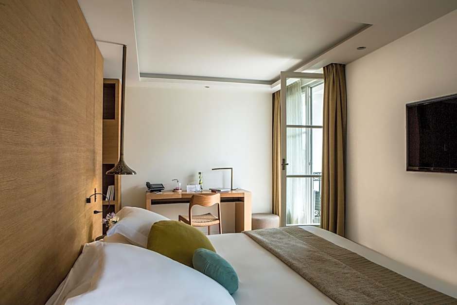 Hotel Marignan Champs-Elysees