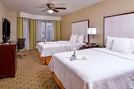 Suite Two Queen Beds