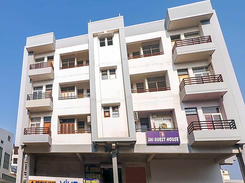 Super Hotel O Basera Homes Jankipuram