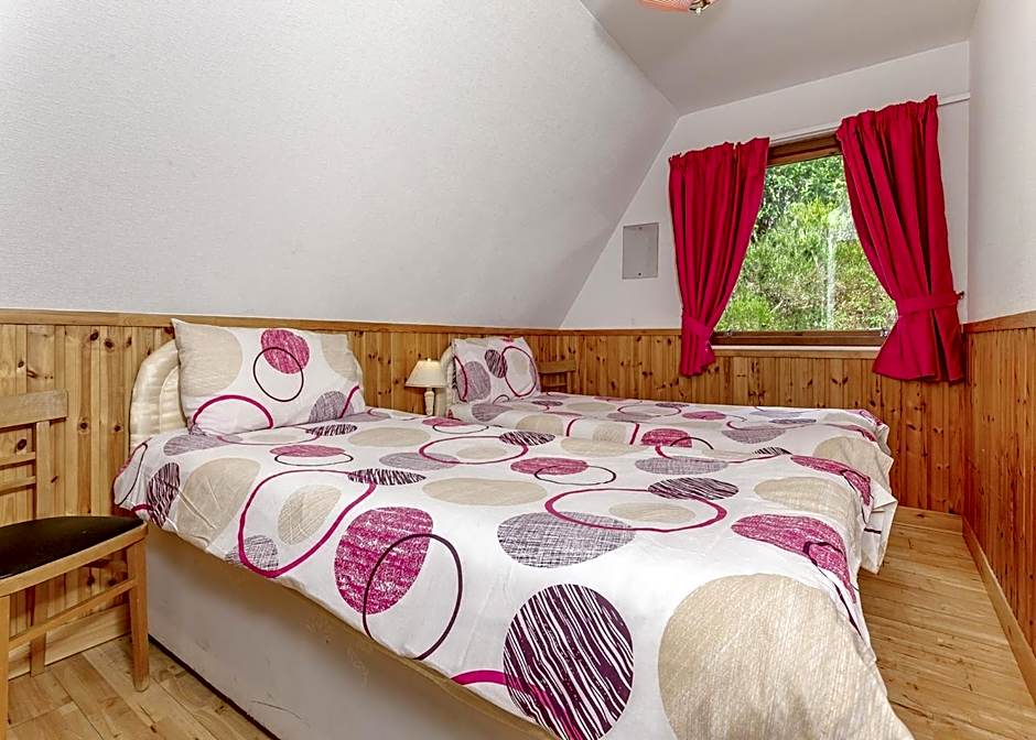 Delny Highland Lodges