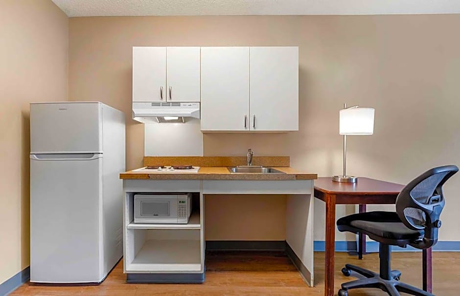 Extended Stay America Suites - Indianapolis - Airport - W. Southern Ave.