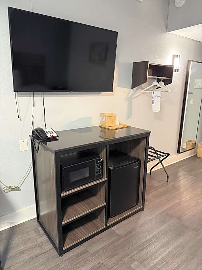 Econo Lodge Montgomery South I-65