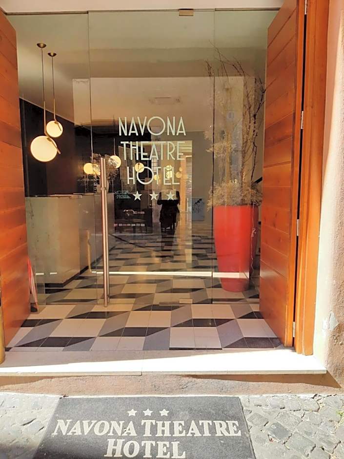 Navona Theatre Hotel