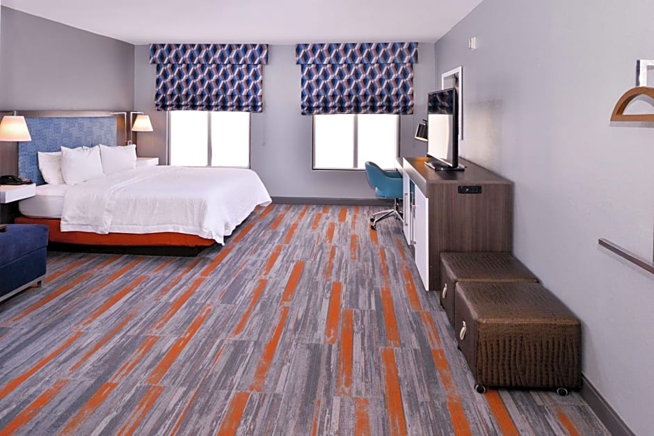 Hampton Inn By Hilton & Suites Legacy Park-Frisco
