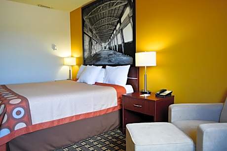 King Room - Non-Smoking