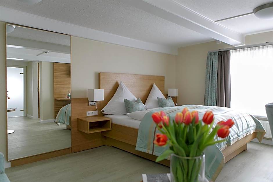 Hotel Neuwarft Altbau