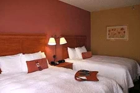 Hampton Inn Garden City