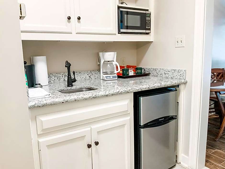 The Lodge at The Bluffs