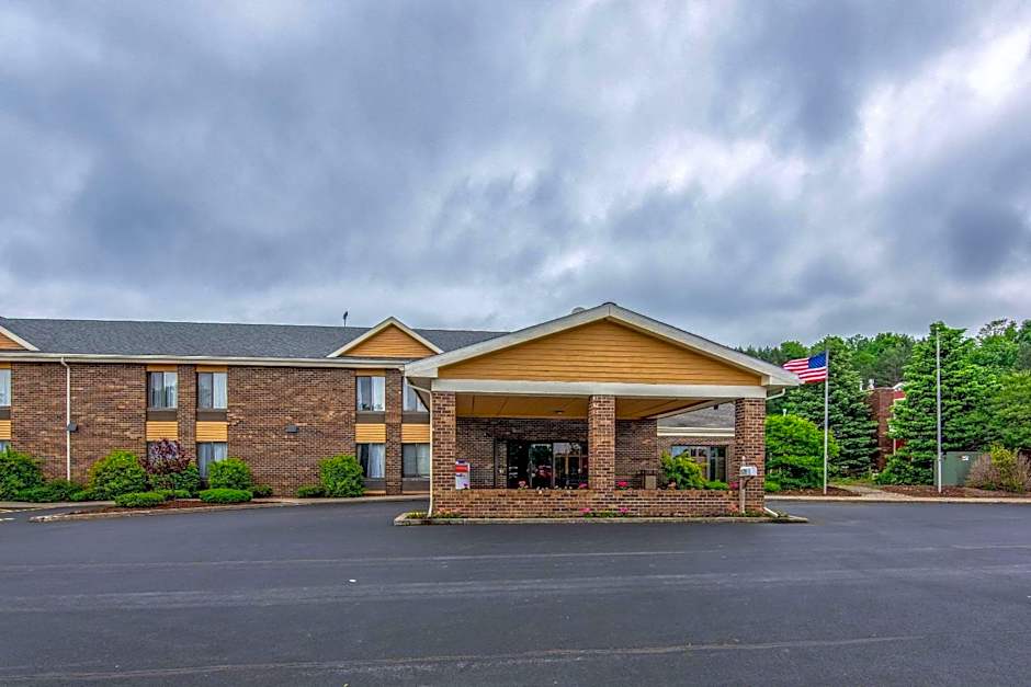 Quality Inn Tully I-81