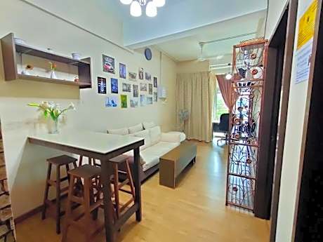 1 MINUTES TO TOWER SENTRAL INTAN HOMESTAY 6 ROOMS