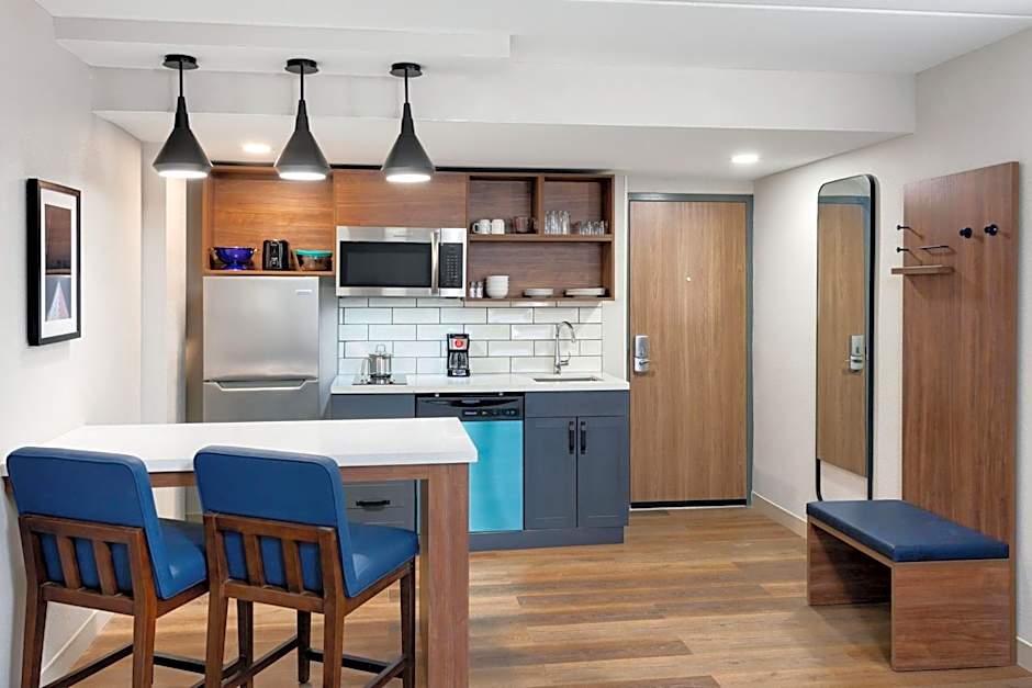 Candlewood Suites Columbus North By IHG