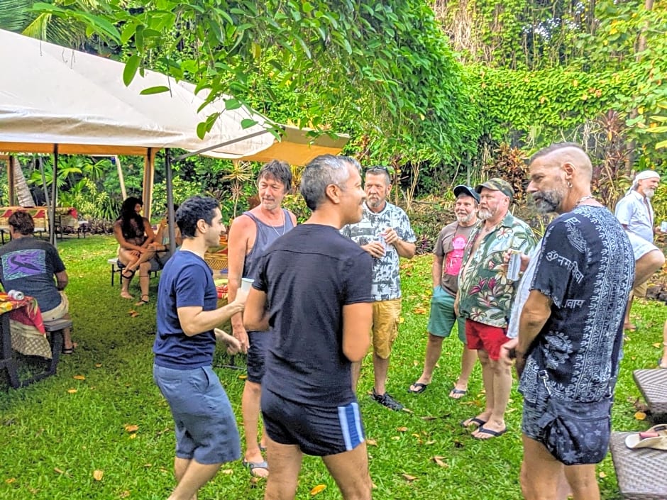 Kehena Mauka Nui Club LGBTQIA+ Clothing Optional