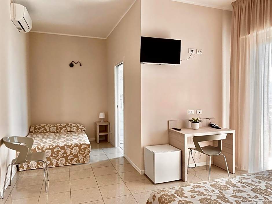 Santa Barbara hotel & apartments