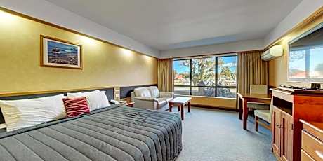 Marina View King - No Balcony