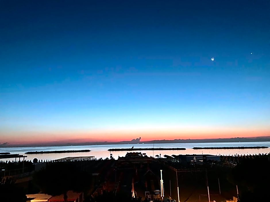 ELISABETTA Frontemare