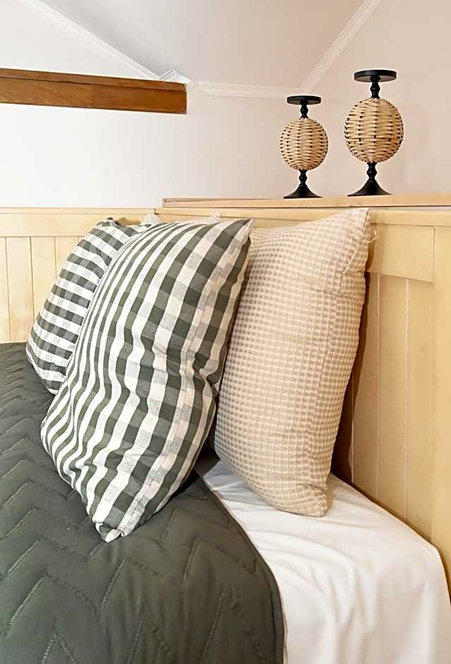 Petrino Villa Ianthe