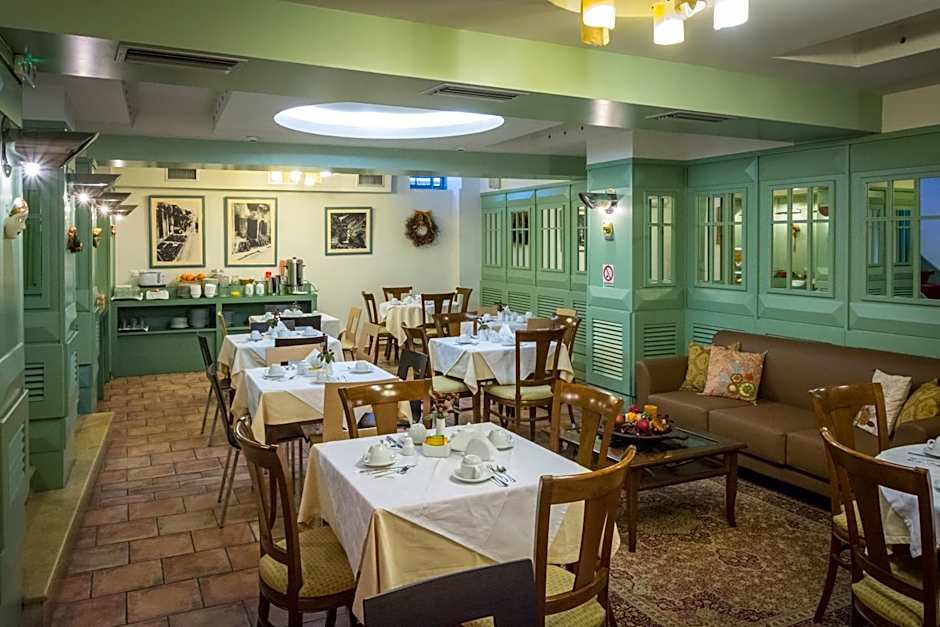 City Hotel Apollonion