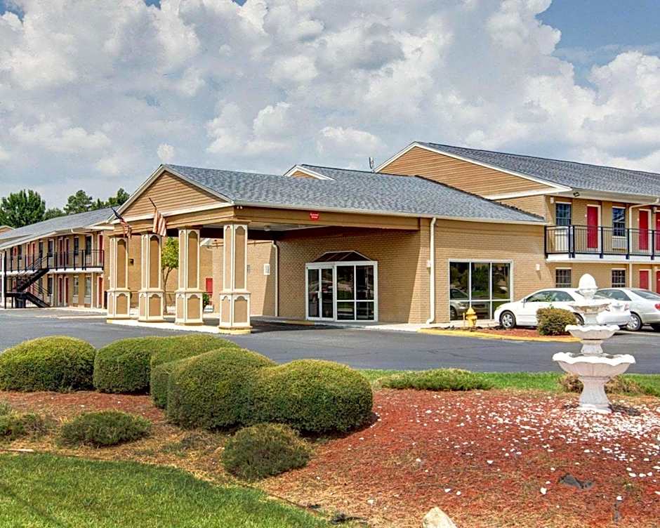 Econo Lodge Pine Bluff