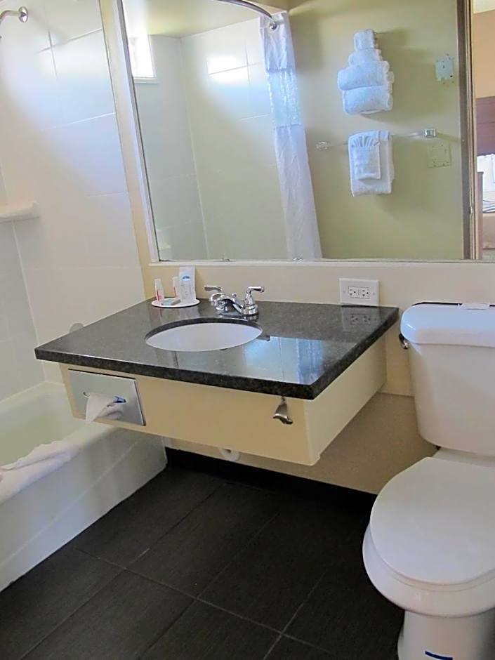 Travelodge by Wyndham Aberdeen