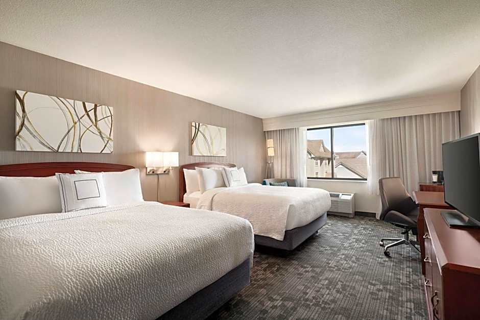 Courtyard by Marriott Salinas Monterey