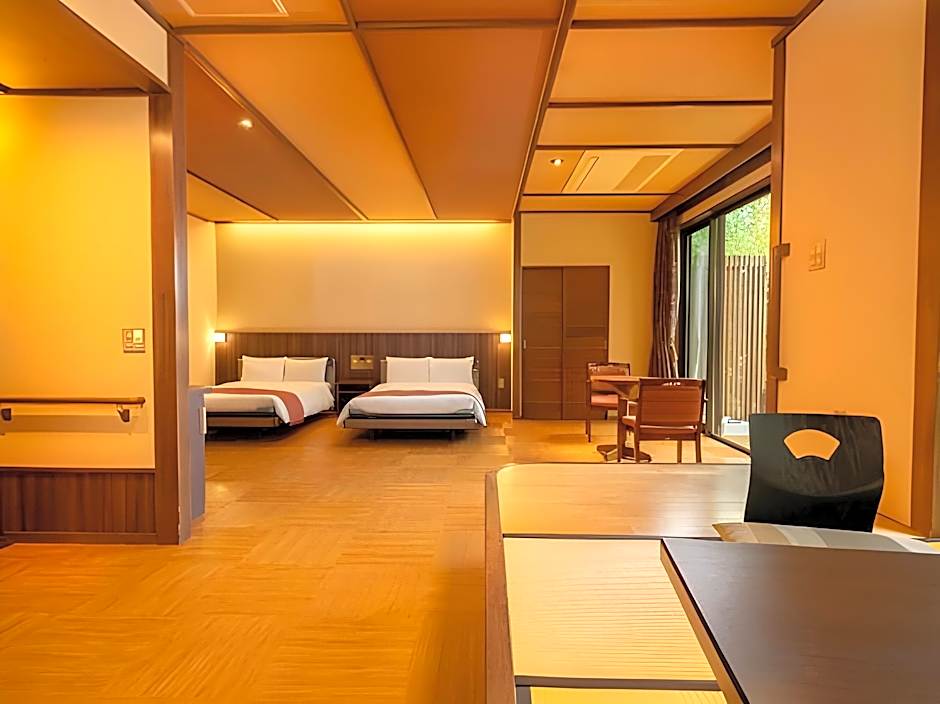 KAMENOI HOTEL OME