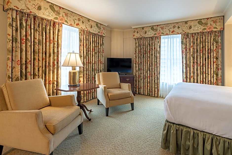 Mayflower Park Hotel