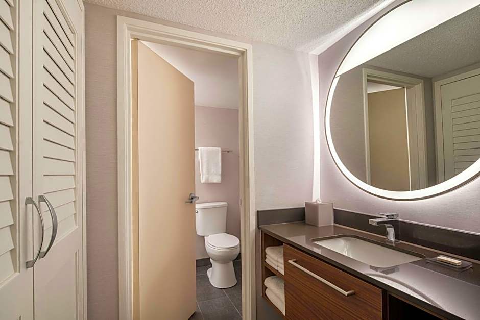 Courtyard by Marriott Cleveland Beachwood