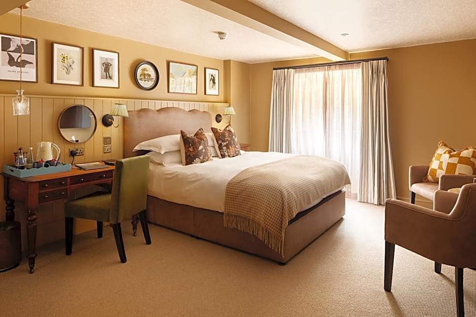 The Churchill Hotel