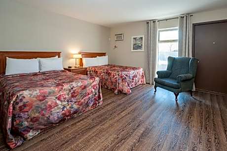 Economy Quadruple Room