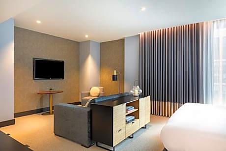 Connecting Family Suite