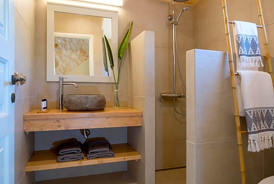 Paliokaliva Apartments and Villas