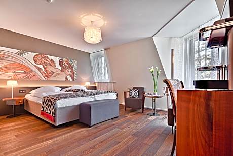 Boutique Double Room with Lake View