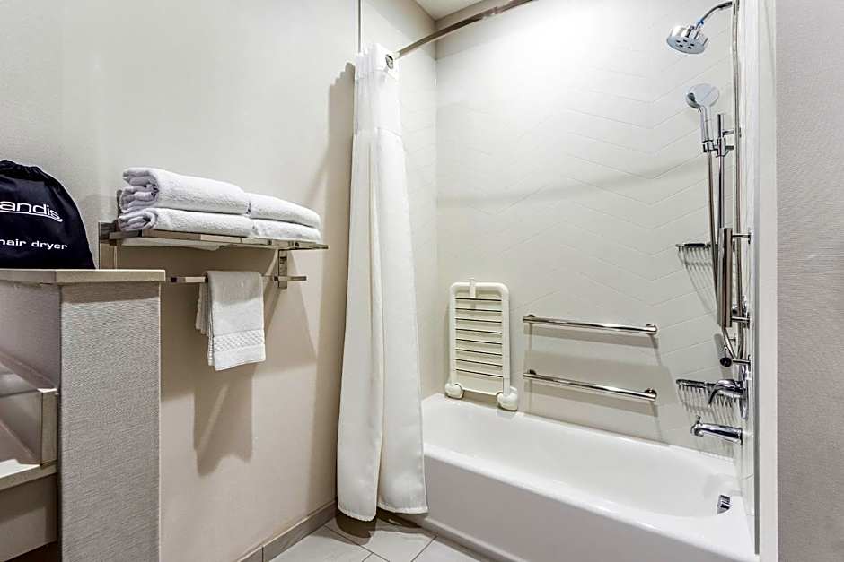 Fairfield Inn & Suites by Marriott Dallas Plano/Frisco