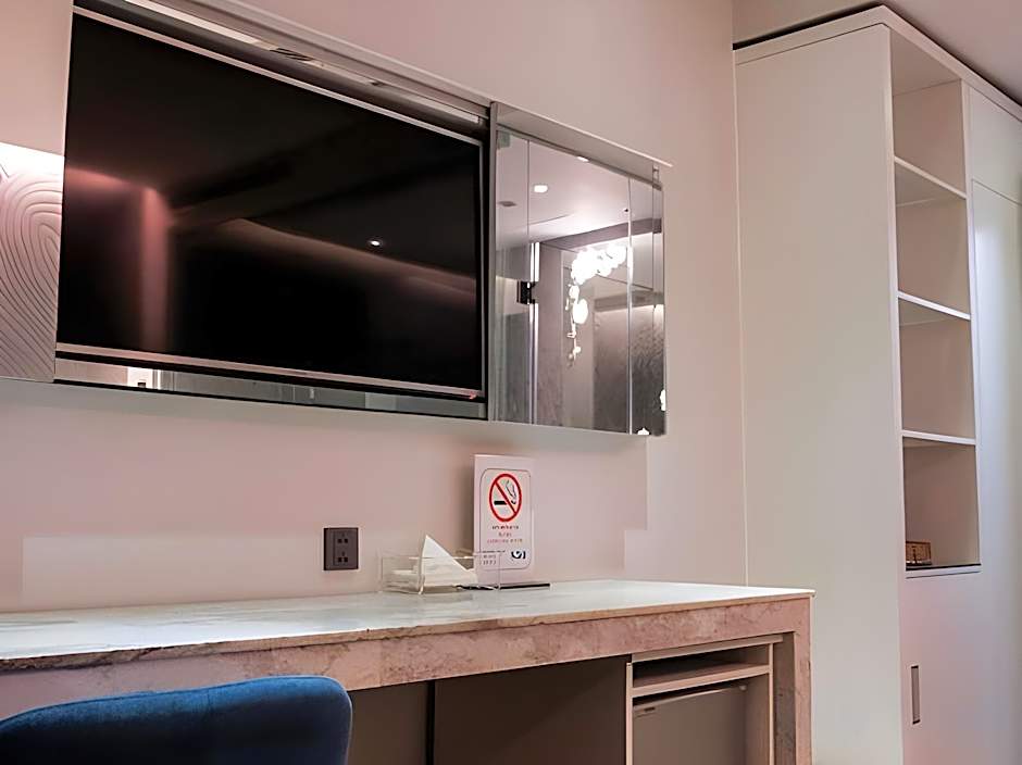 Signature Boutique Hotel